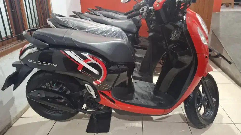 SCOOPY SPORTY 2024 DP 500 RIBU PLAT DKI SELATAN UNIT GRESS BERGARANSI