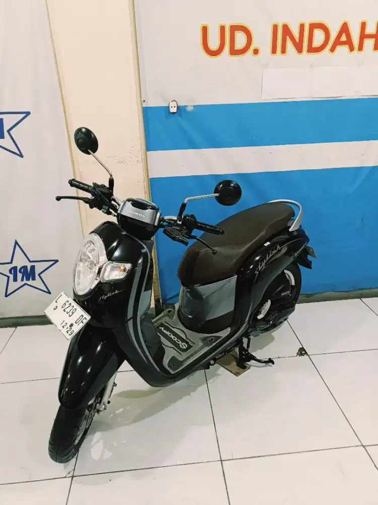 Cc110 HONDA SCOOPY ESP STYLISH ECO 2019 BISA KREDIT KM LOW