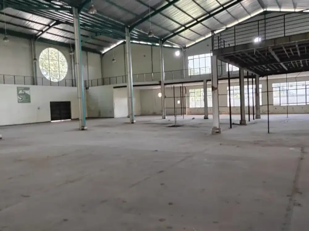 SEWAKAN GUDANG DI BERBEK INDUSTRI RUNGKUT SURABAYA