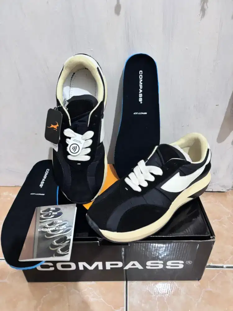 NEW Sepatu Compass Velocity Black