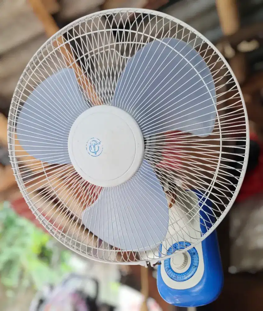 Kipas angin dingding