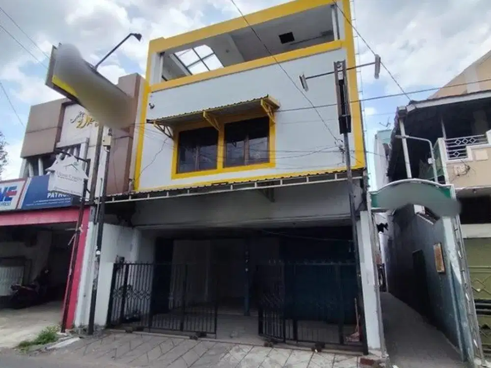 Disewakan Cepat Ruko Strategis 3 Lantai Di Jalan Bakpia Pathuk - Cuma Selangkah Dari Malioboro