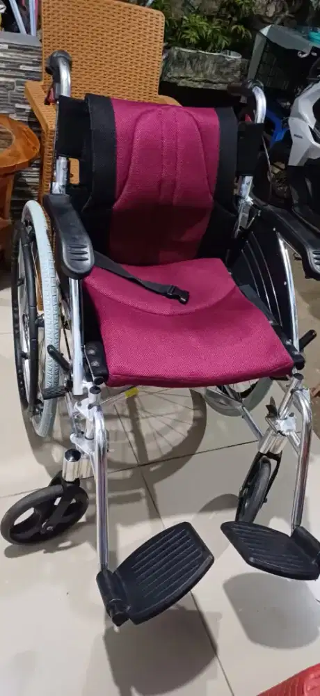 Dijual Cepat Kursi Roda