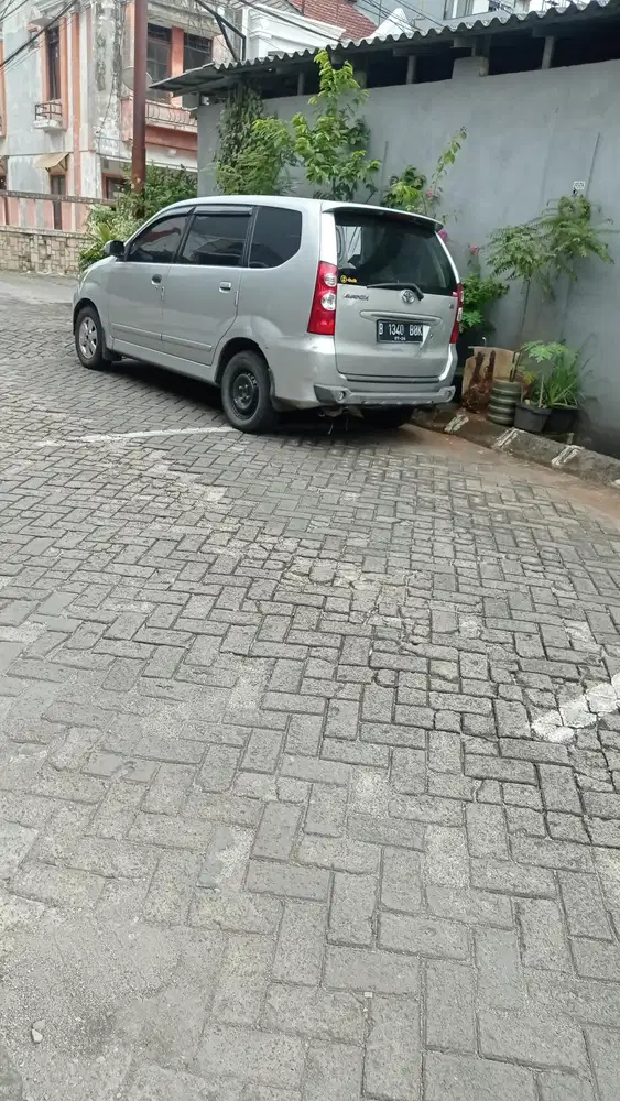 Toyota Avanza 2011 Bensin