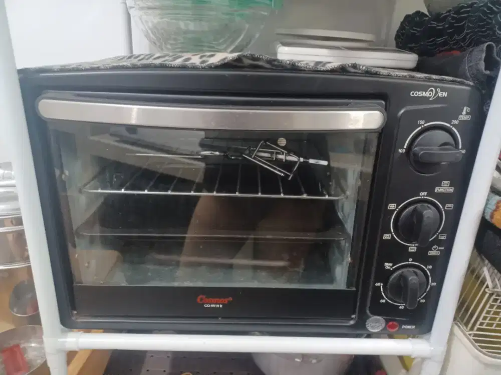 Bismillah Jual cepat oven merek cosmos jarang di pakai