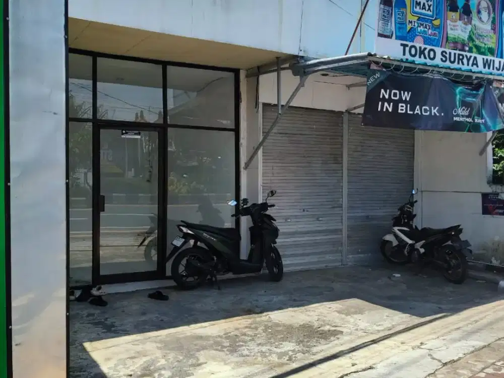 Dijual Tanah + Bangunan 2 Unit Toko di Jalan Utama Bypass Ngurah Rai – Kedonganan, Bali