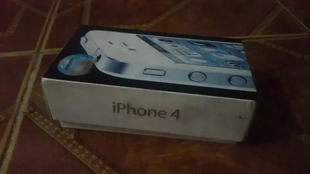 Mesin iPhone 4 kapasitas 8gb