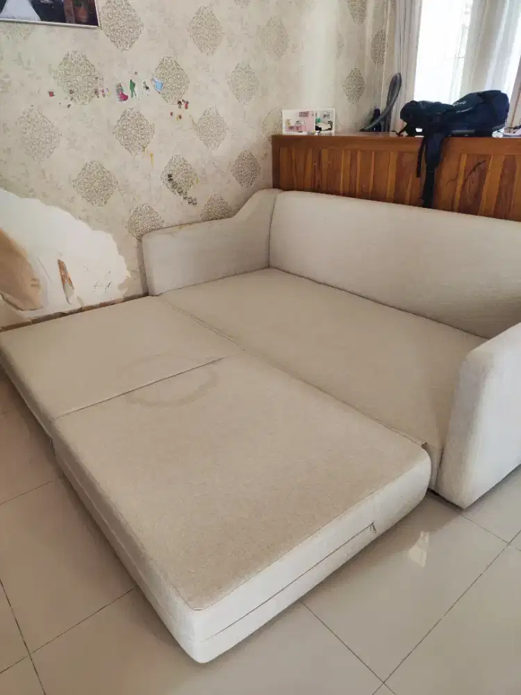 Sofa bed preloved