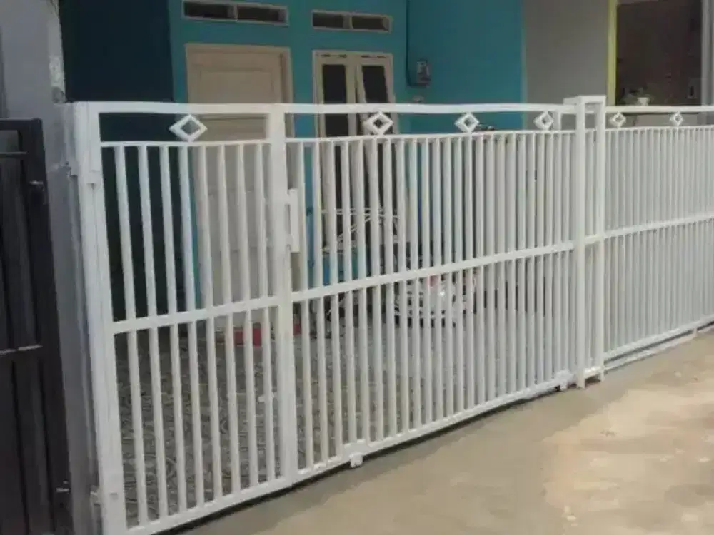 Disewakan Murah rumah full furnished siap huni di Ciledug