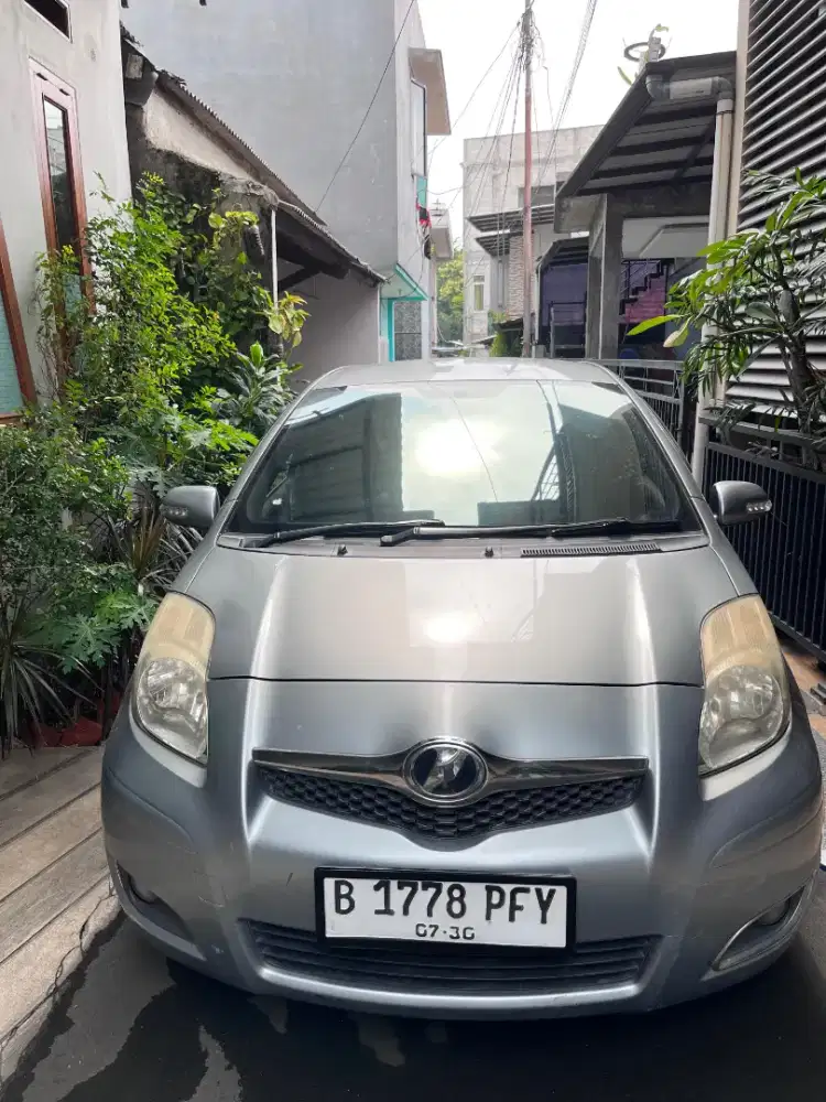 Toyota Yaris 2010 Bensin