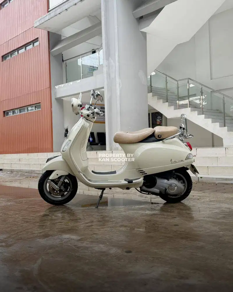 VESPA LXV 150 3V 2014 TERMURAH
