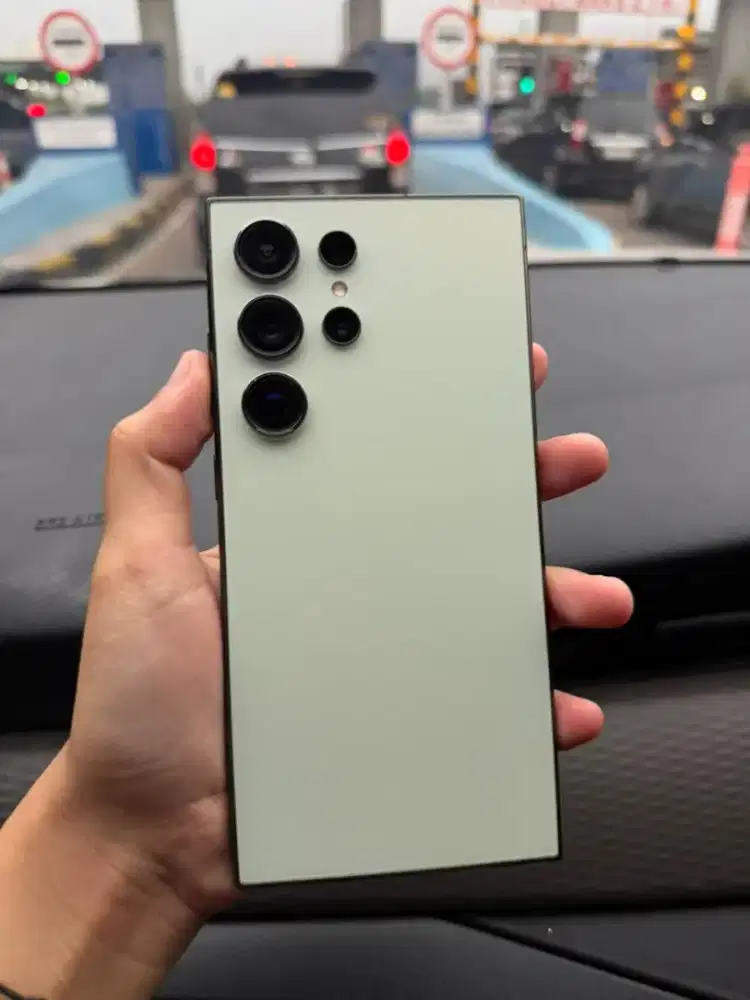 Samsung Galaxy S24Ultra 512gb