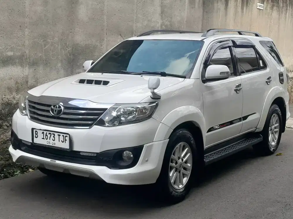 Toyota Fortuner Vnt Trd 2013