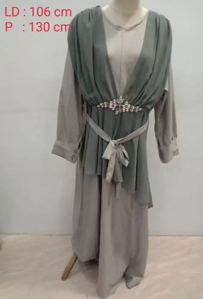 Gamis Ruffle Mewah Tampil Anggun