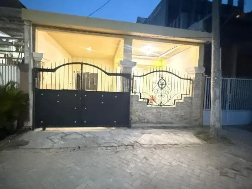 Disewakan Murah, Rumah Nyaman Besar Lega Di Western Village