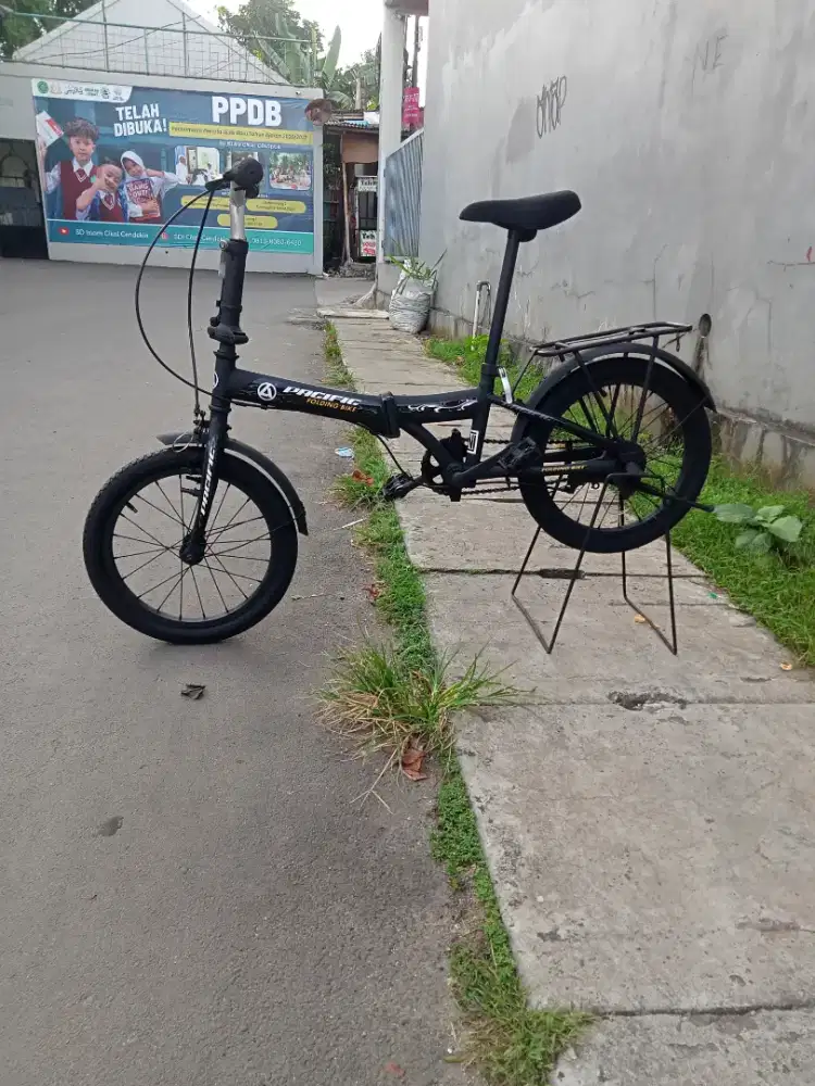 Sepeda lipat uk 16