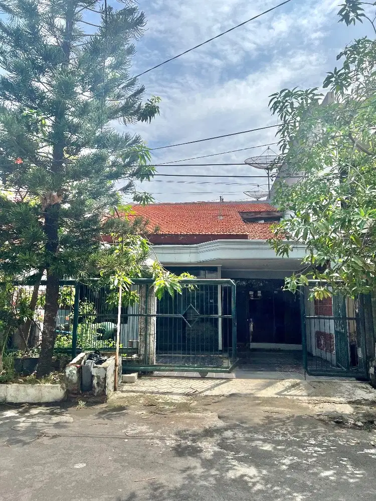 Dijual Cepat Rumah 1 Lt Dekat Galaxy Mall Wisma Permai Barat Surabaya