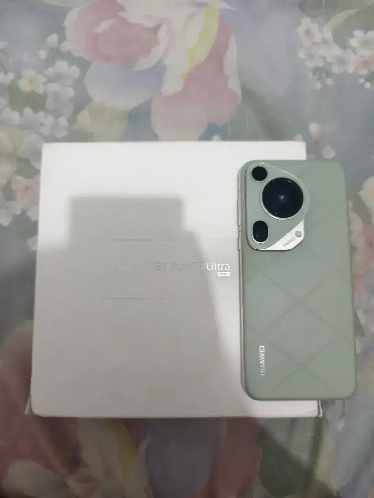 Huawei Pura 70 Ultra 16/1Tb resmi