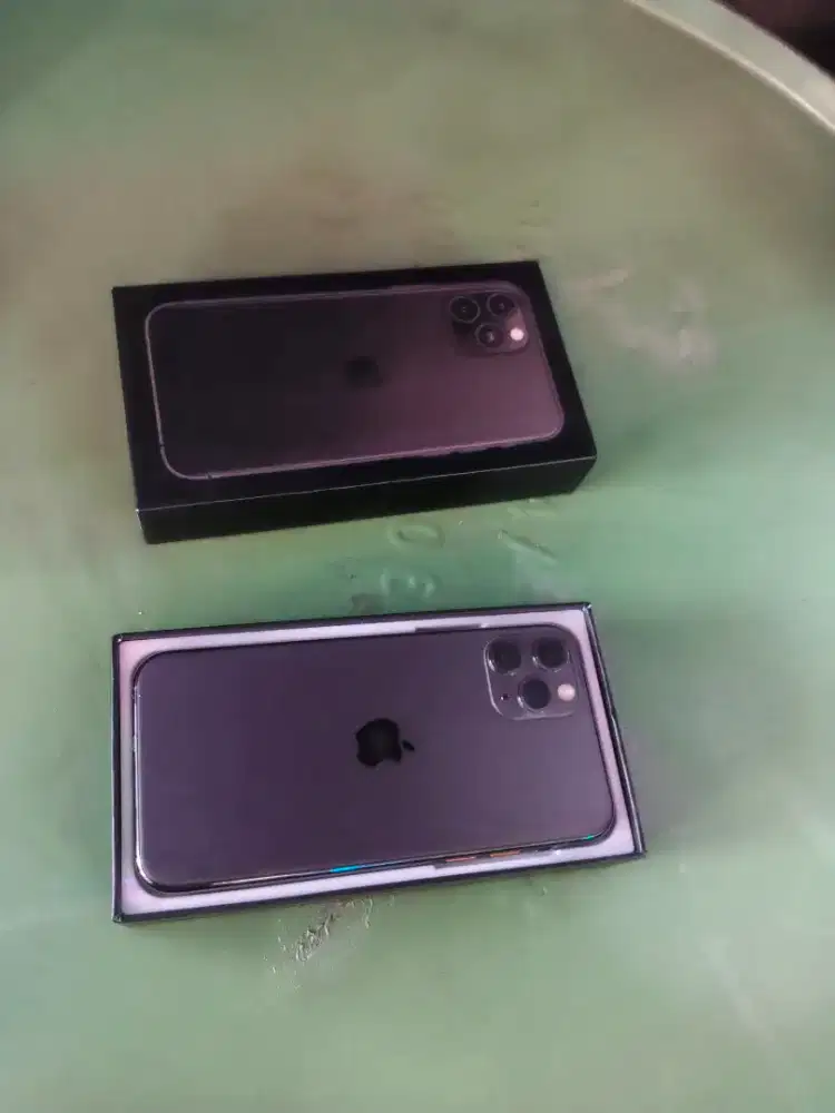 Iphone 11 pro max 256gb oh bagusnya