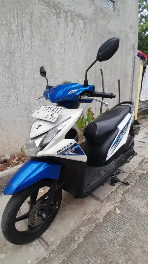 Bismillah jual honda beat esp thn 2016