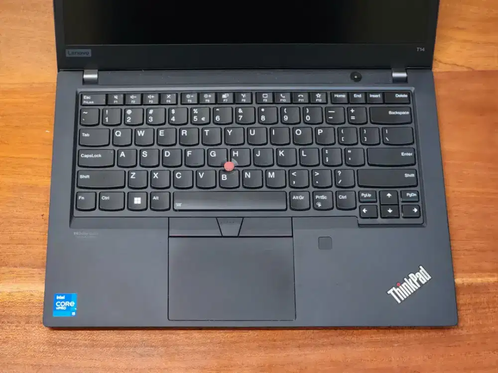 Thinkpad T14 Intel Iris Xe Core i5 11th RAM 16GB Slim Kondisi Istimewa