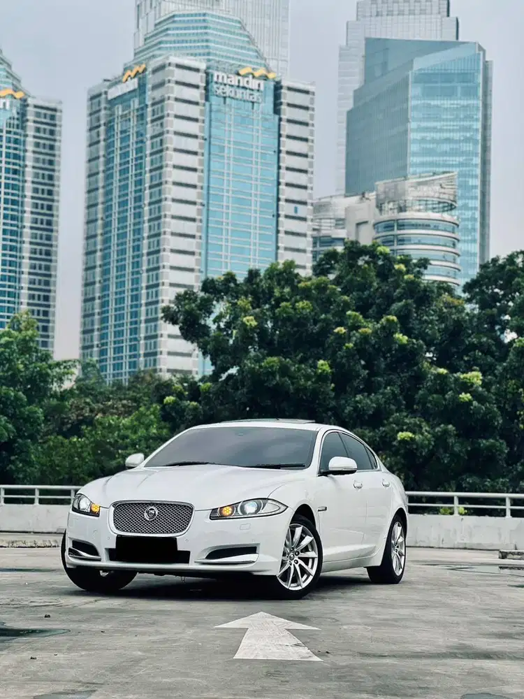 Jaguar XF 2.0 Turbo 2013 White Putih 2014 2012 Mobil Bekas Jual bu