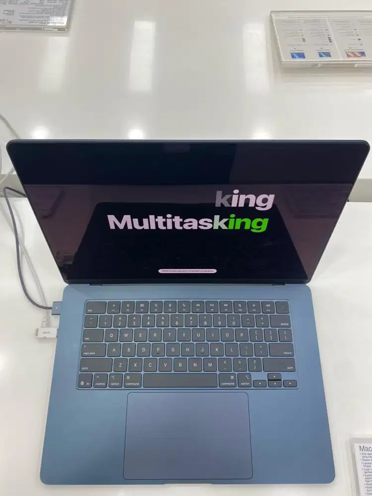 Macbook air (15 inci ) cicilan mulai dari 800ribuan/bulan