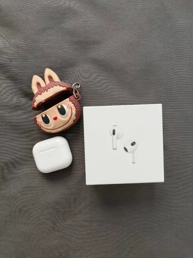 APPLE ORIGINAL AIRPODS GEN 3RD WIRELESS WITH CASE MAGSAFE