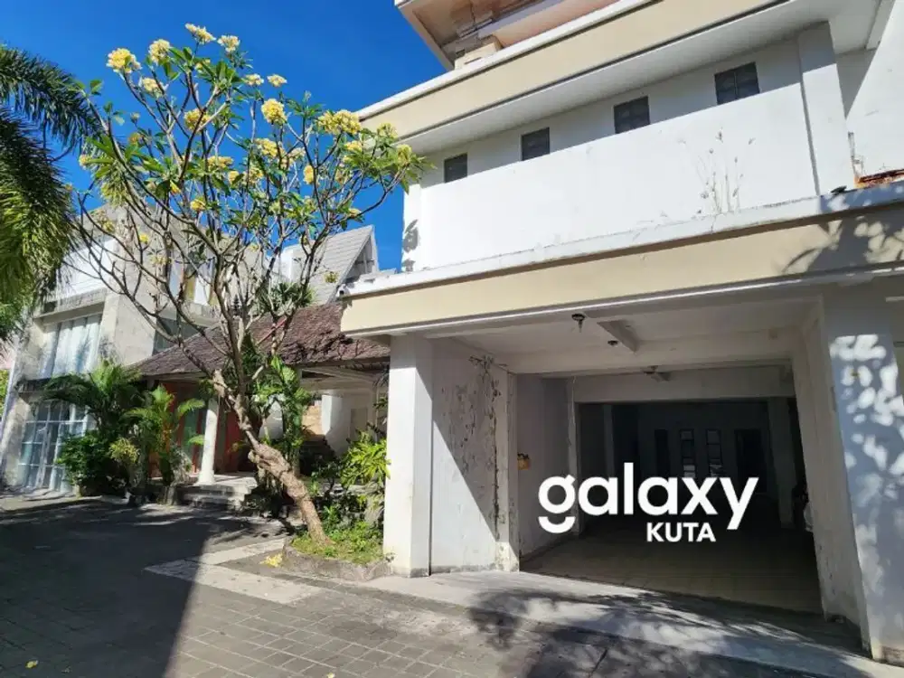 DIJUAL GEDUNG KOMERSIAL DI KUTA BADUNG, BALI