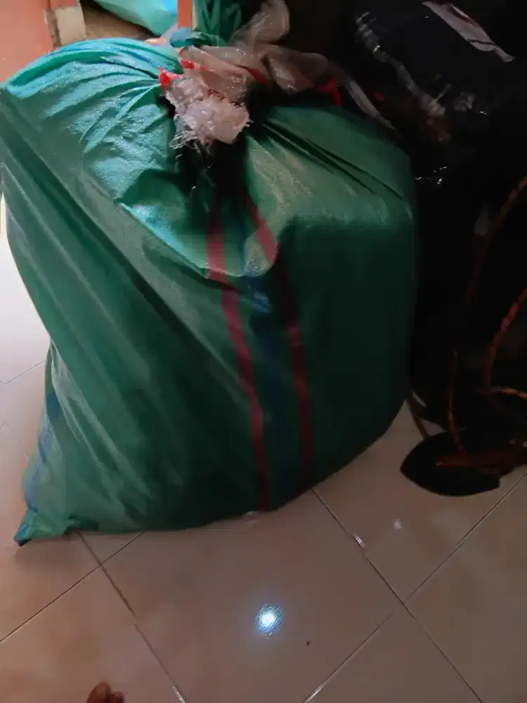 Jual baju bekas laundry yg lama tdk d tebus