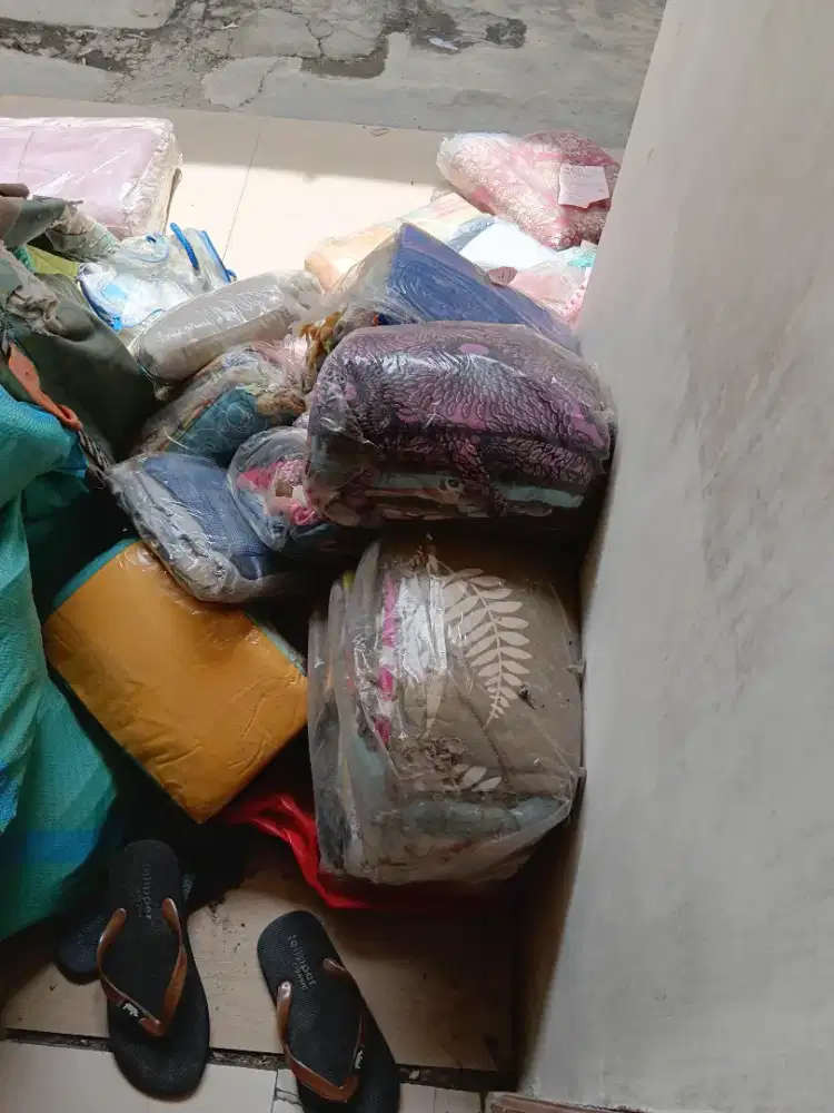 Jual baju bekas laundry yg lama tdk d tebus