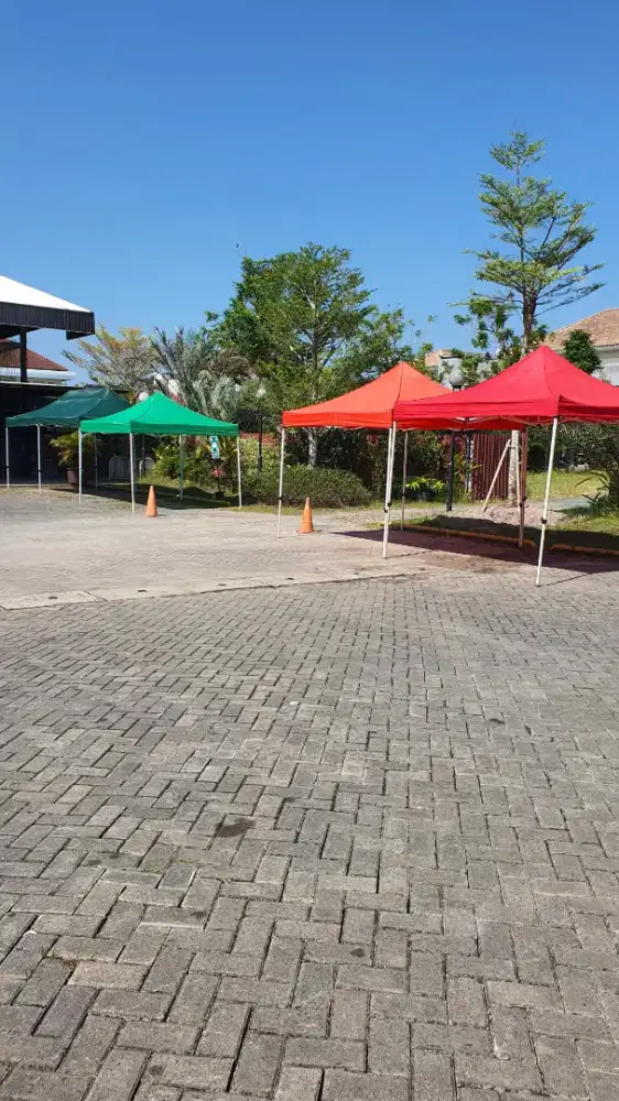 Tenda lipat matic praktis gazebo portable payung buat jualan