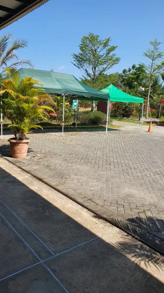 Tenda lipat matic praktis gazebo portable payung buat jualan