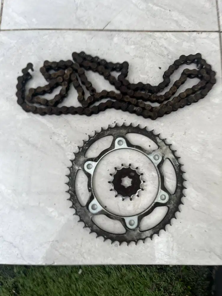 Rantai Motor Satu Set - Chain Kit Yamaha Original