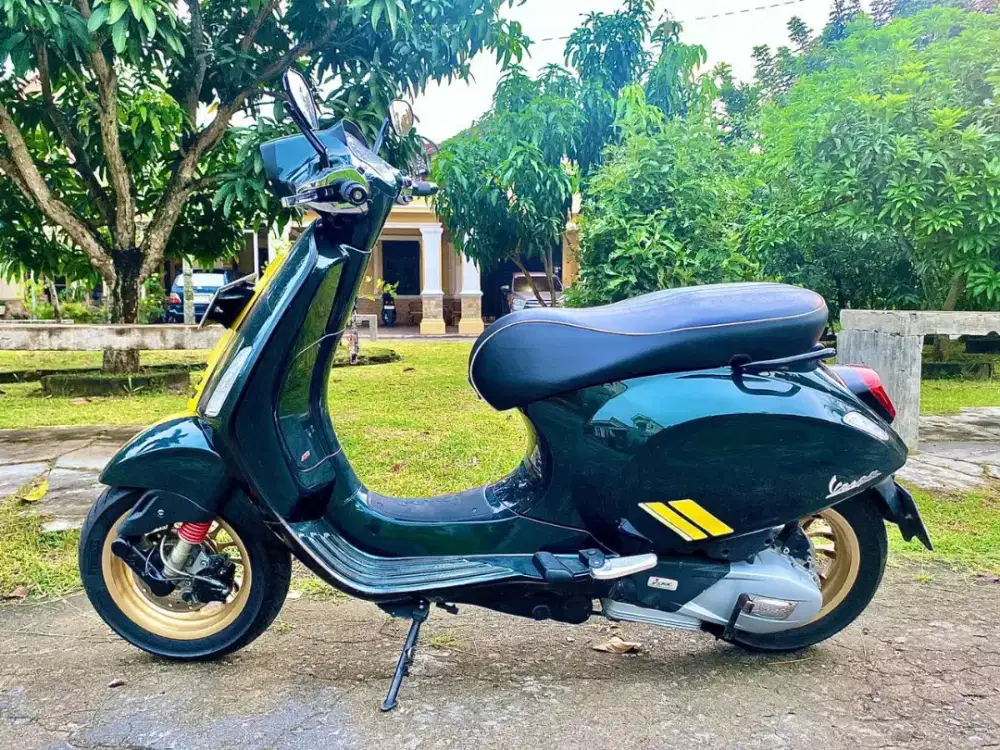 Vespa Sprint Racing Sixties