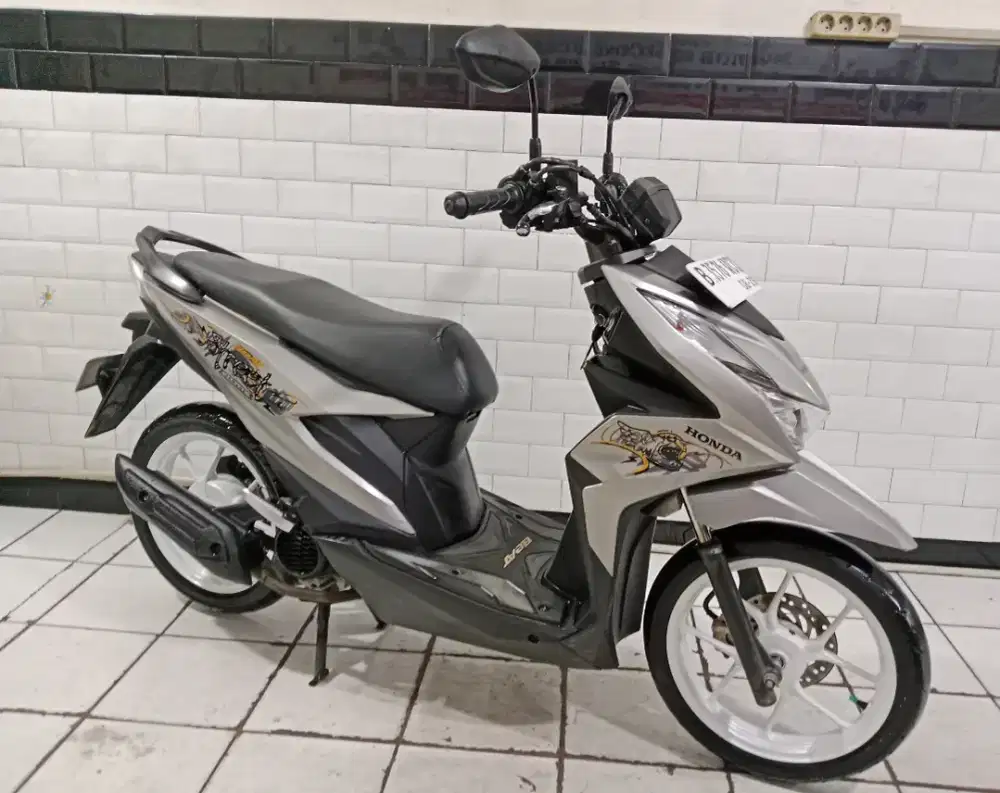 Honda beat street 2023 mesin halus terawat