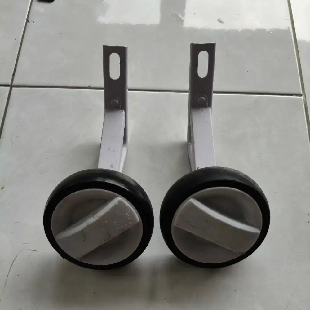 roda sepeda anak asesoris speda roda 4