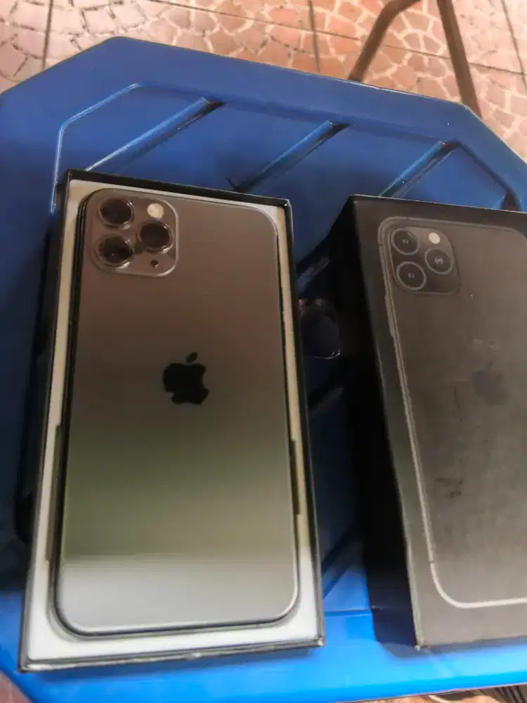 iphone 11 pro max 256gb pribadi greeen neew