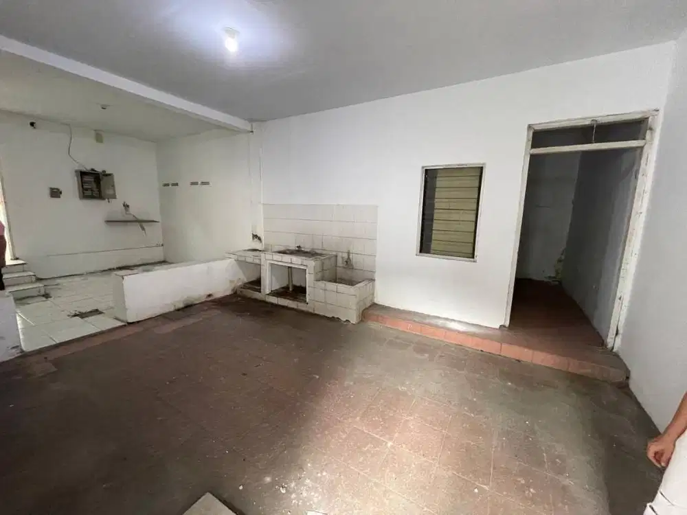 DISEWAKAN RUKO JEMURSARI