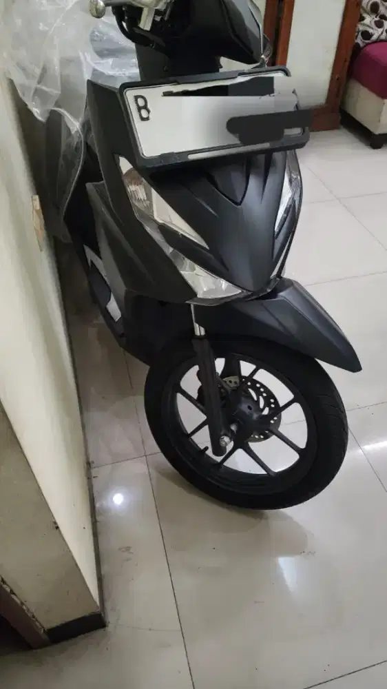 beat deluxe 2024 keylees km 150 ex wanita.pembelian thn 2025 bln 3