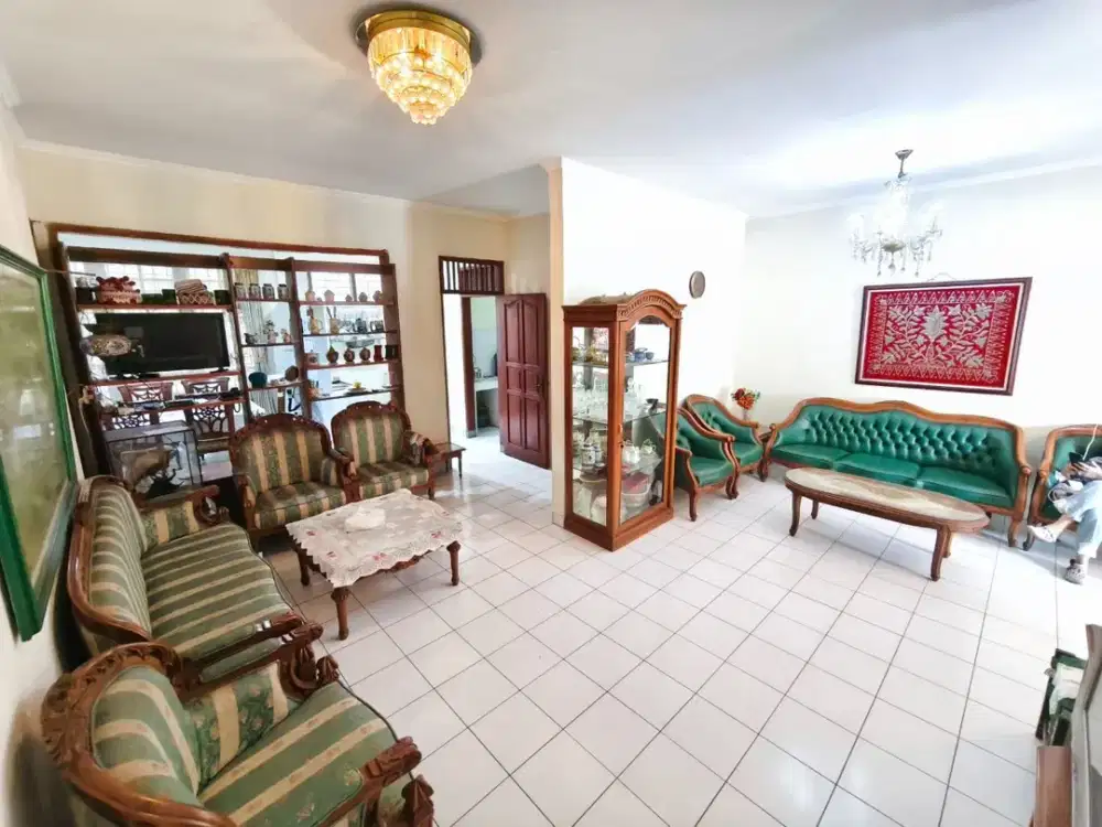 DIJUAL CEPAT Rumah Lama Terawat di Lokasi Strategis Area Buahbatu Cijagra Lengkong dekat Turangga Bandung