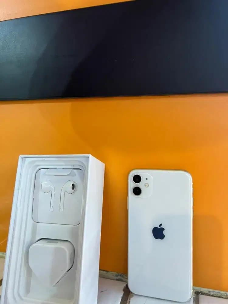 iphone 11 128gb putih 4G warna