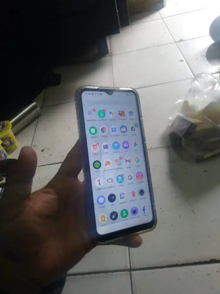 Realme C25s 4/128 spek game Helio G85 batre 6000 mah kamera bening min