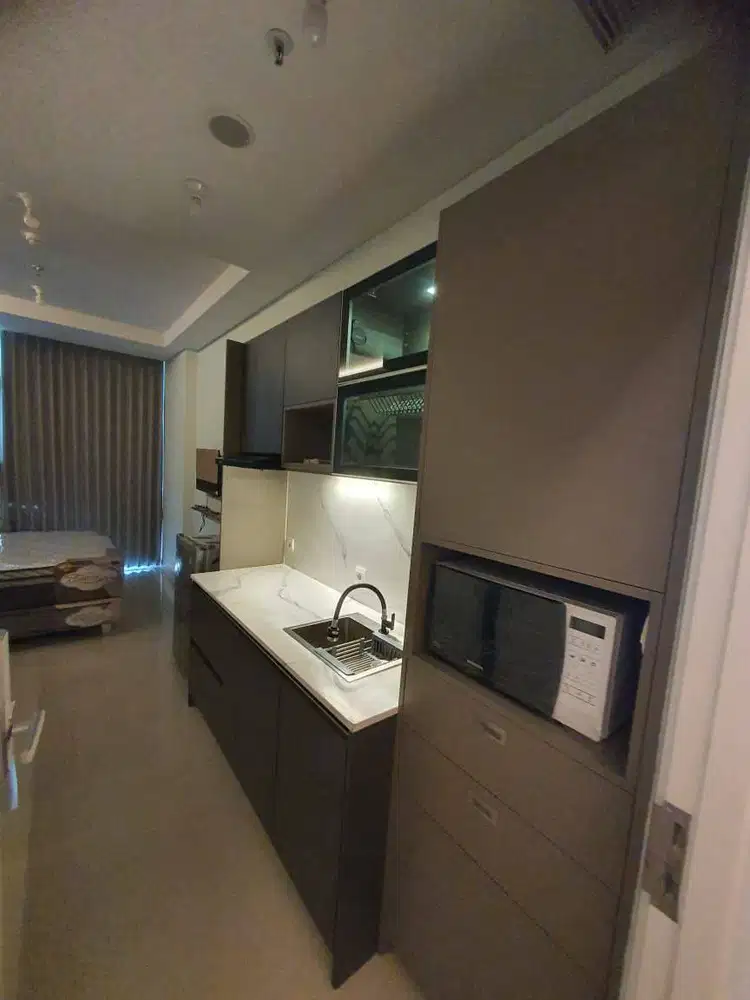 DISEWAKAN APARTEMEN VERTU CIPUTRA WORLD LANTAI 12 FULL FURNISHED