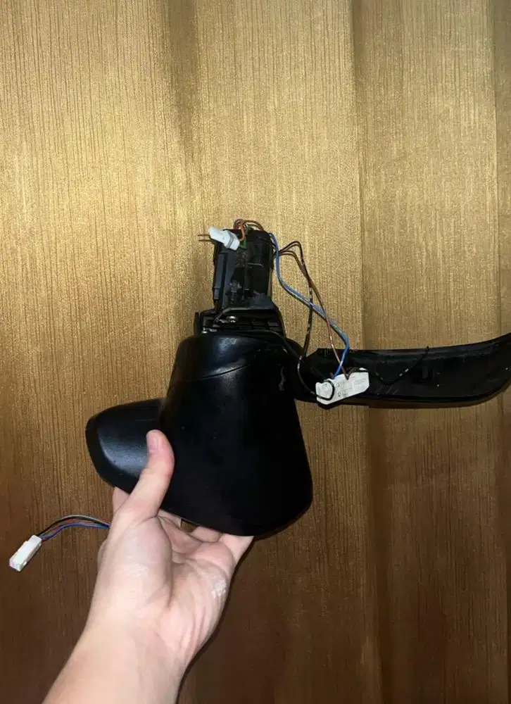 Retrack Spion Kanan Xpander Electric On