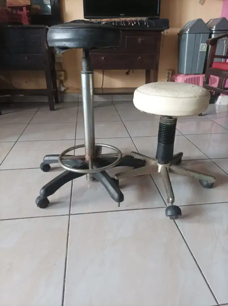 Jual cepat kursi 2pcs