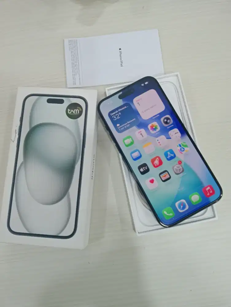 iPhone 15plus 256GB black ex iBox