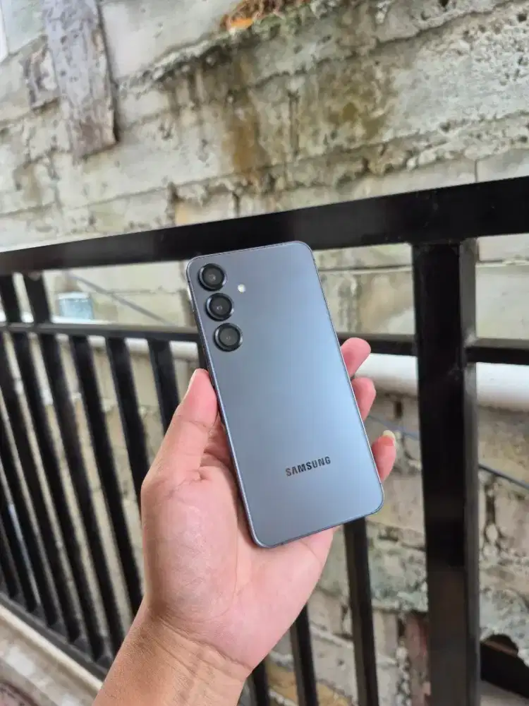 Samsung s24 8/256gb fullset like new garansi panjang