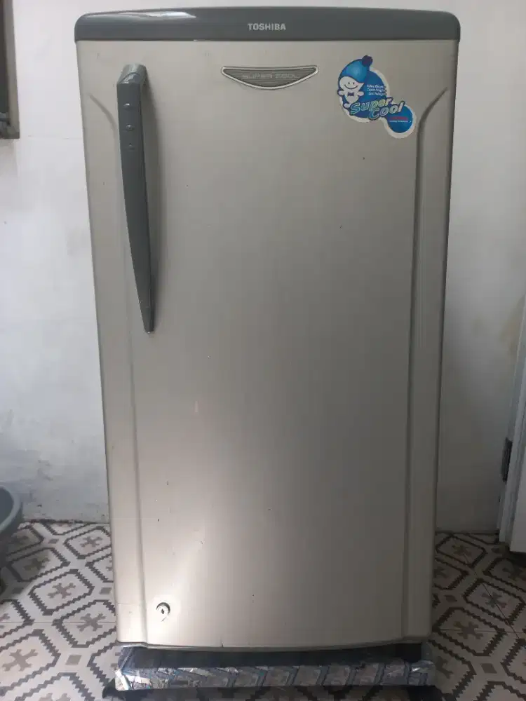 Dijual Freezer Asi Toshiba 5 Tingkat