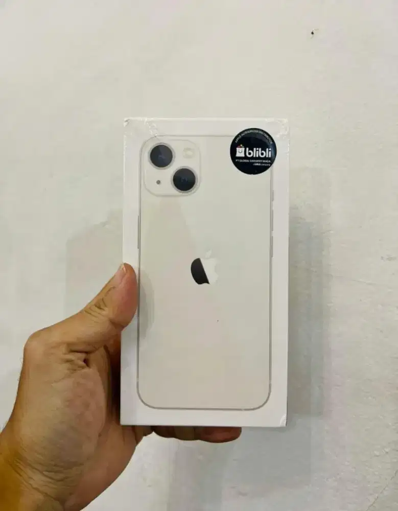 IP 13 128GB STARLIGHT